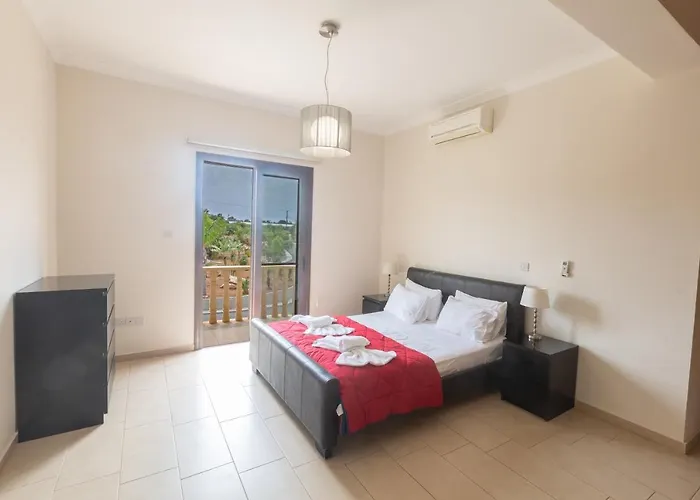 Sparta Luxury Villa *